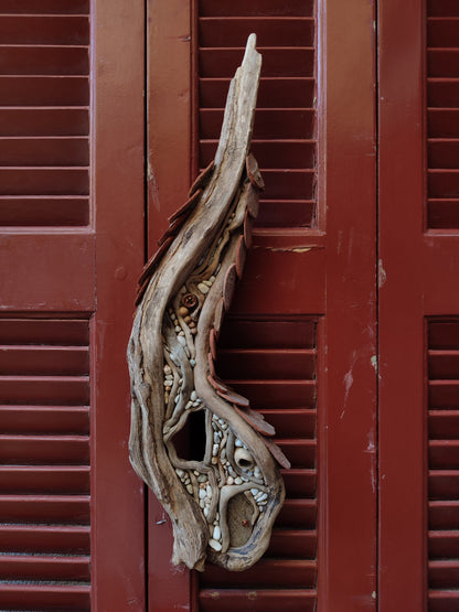 Curvy driftwood house