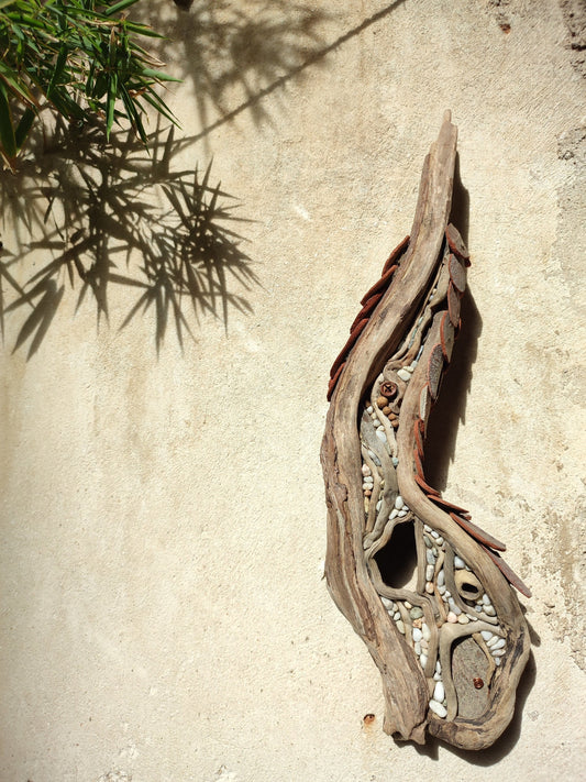 Curvy driftwood house