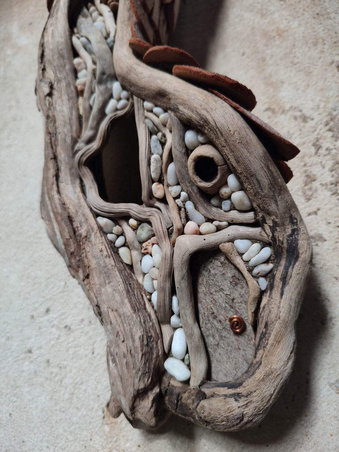 Curvy driftwood house