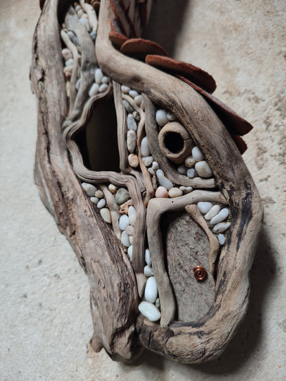 Curvy driftwood house